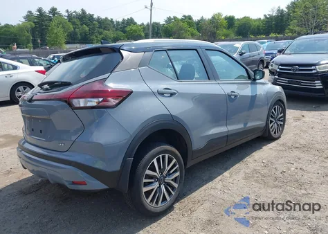 2023 Nissan Kicks Sv Xtronic Cvt z USA, uszkodzony, nr VIN 3N1CP5CV0PL536881